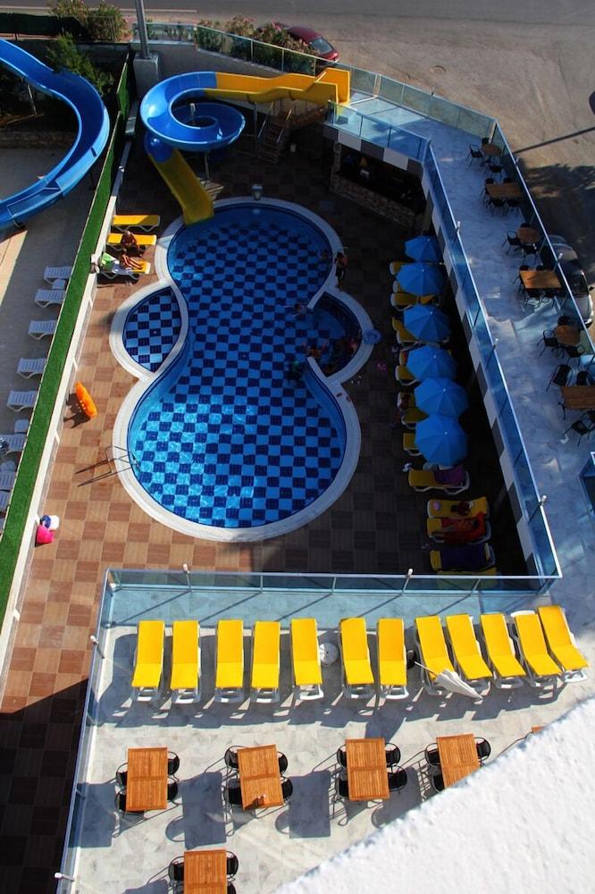 Merlin Beach Park Hotel Tosmur Esterno foto
