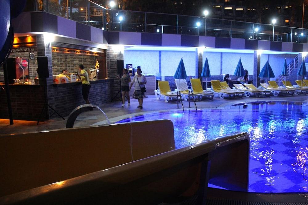Merlin Beach Park Hotel Tosmur Esterno foto