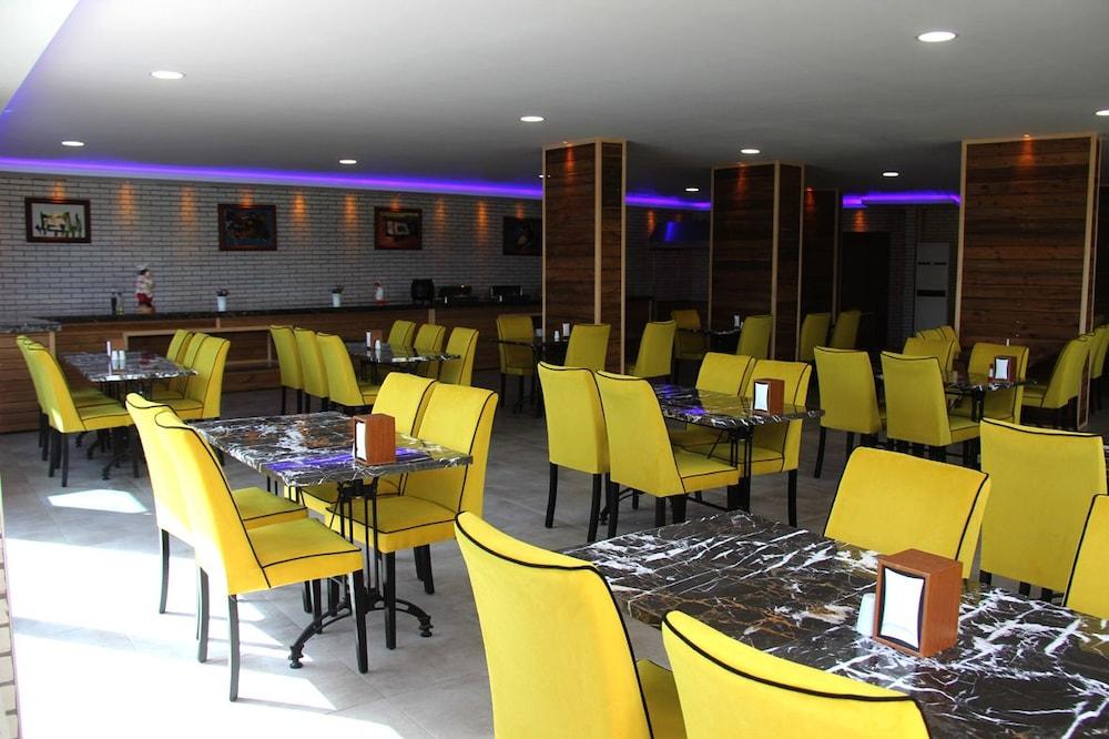 Merlin Beach Park Hotel Tosmur Esterno foto